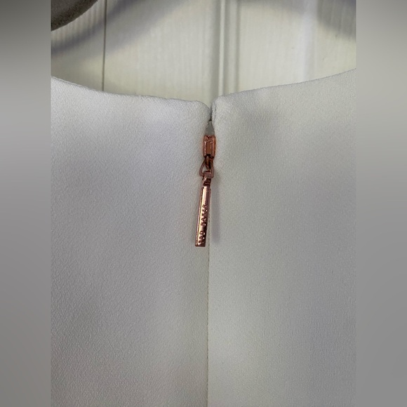 Ted Baker London Dress Sleeveless Illidd Sheath Dress In Lilac size 4 - Picture 5 of 14